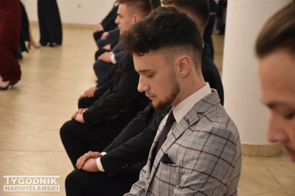 Studniówka LO w Tarnobrzegu część 1