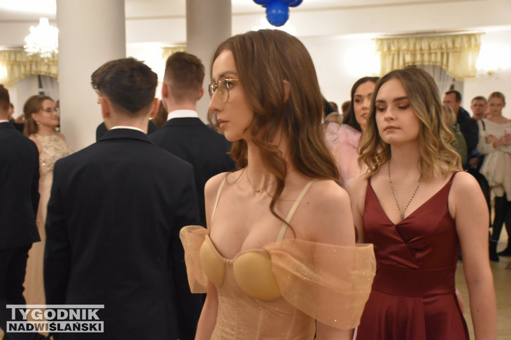Studniówka LO w Tarnobrzegu część 2
