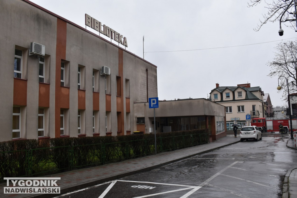 Zalana biblioteka w Tarnobrzegu