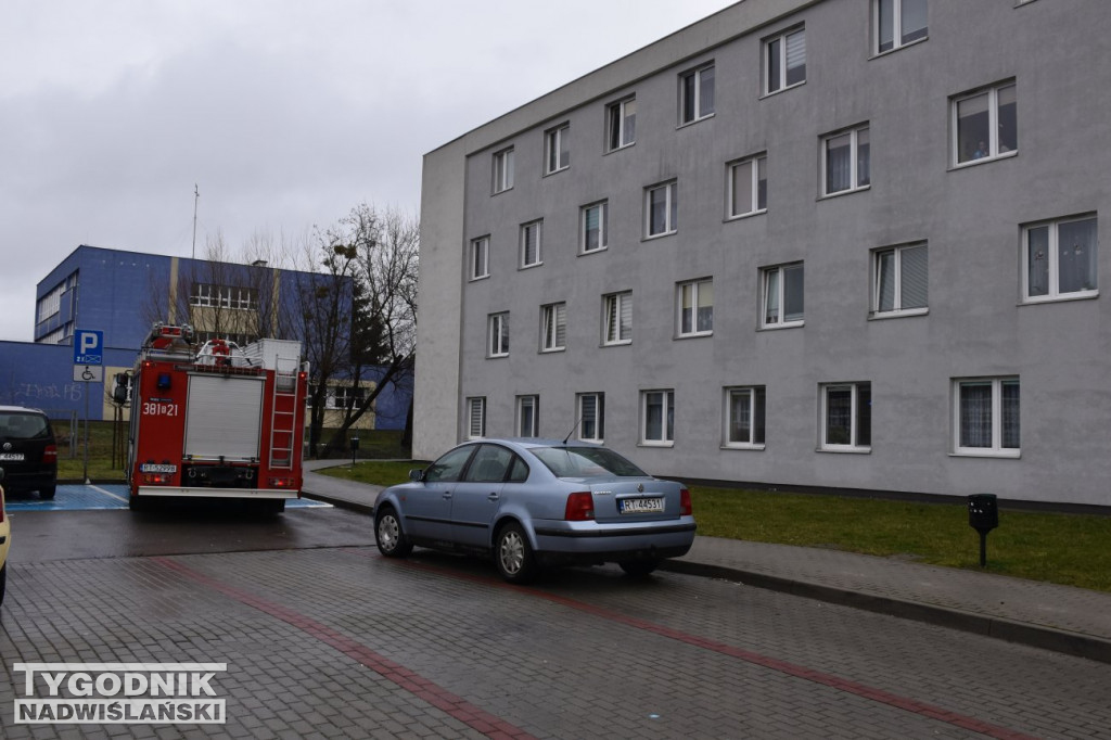 Pożar przy ul. Dąbrowskiej w Tarnobrzegu