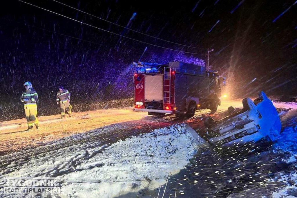 Dachowanie volkswagena w Baranowie Sandomierskim