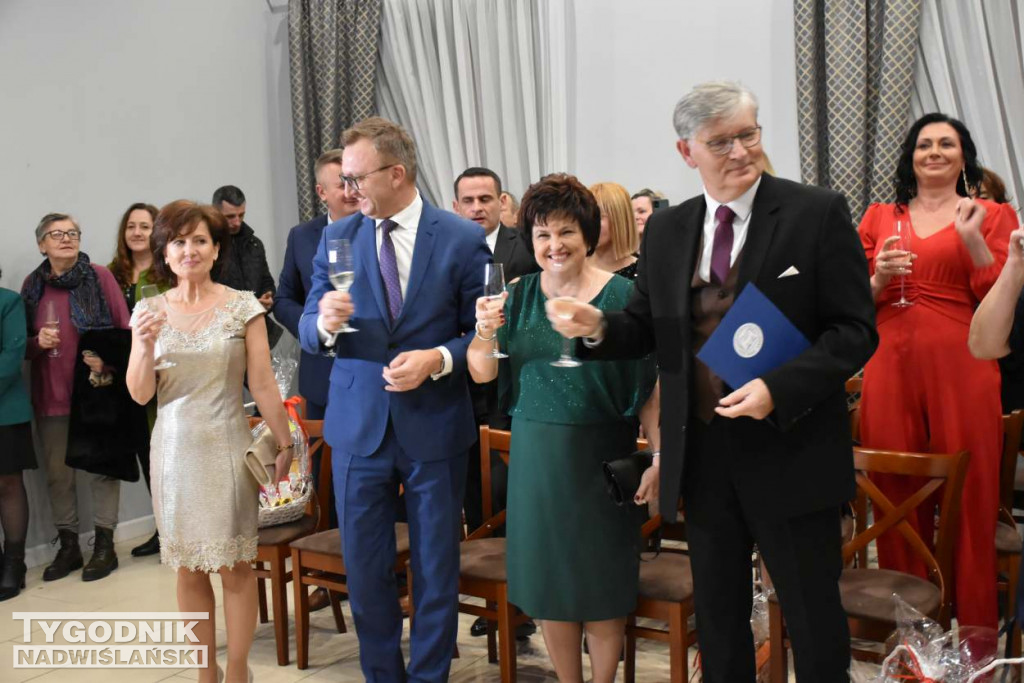 Studniówka uczniów sandomierskiej 