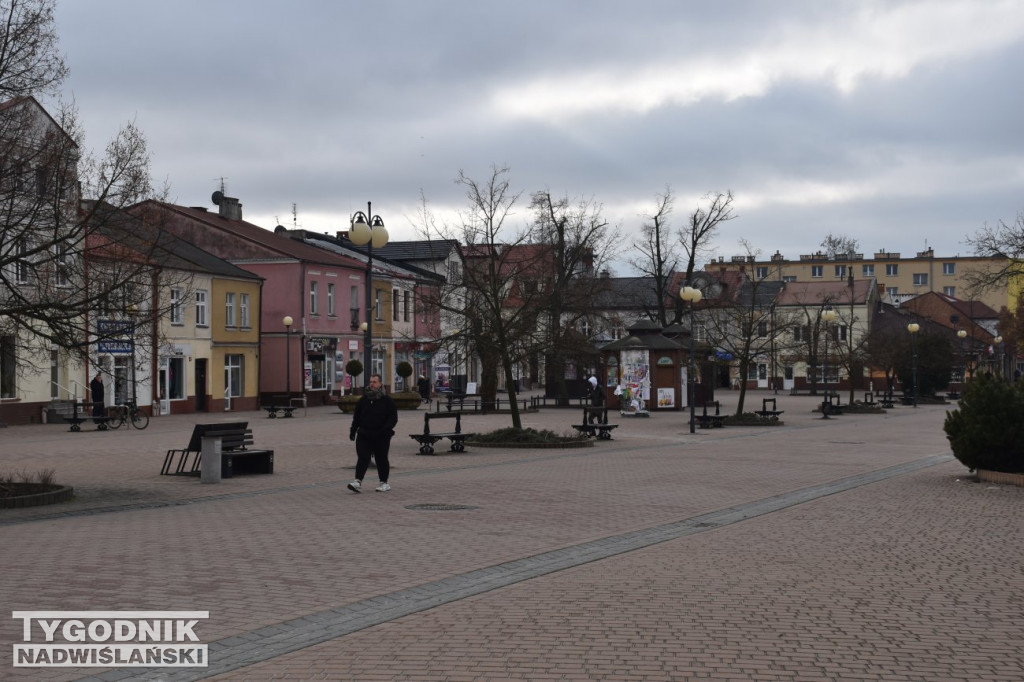 Plac Bartosza Głowackiego przed i po przebudowie