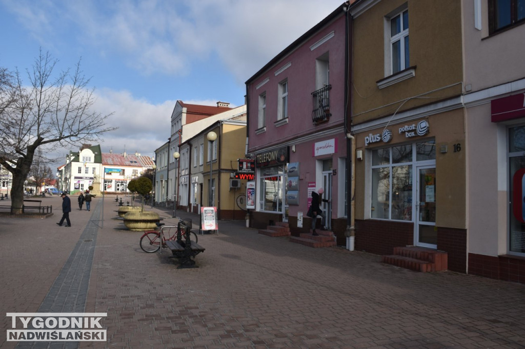 Plac Bartosza Głowackiego przed i po przebudowie