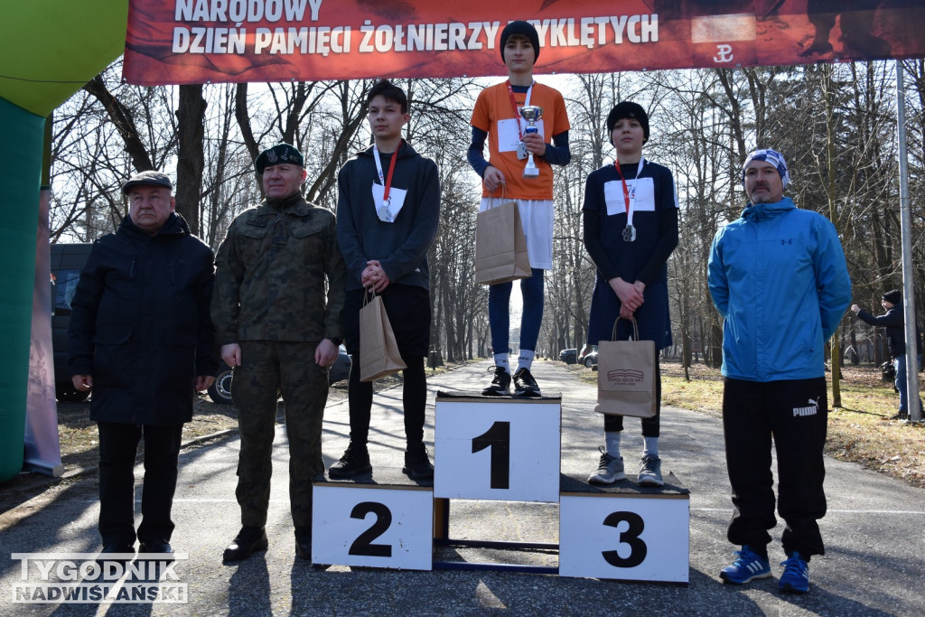 Bieg Tropem Wilczym w Nowej Dębie [FOTO]