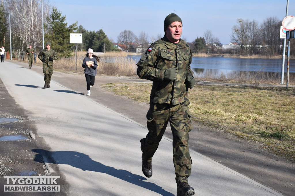 Bieg Tropem Wilczym w Nowej Dębie [FOTO]