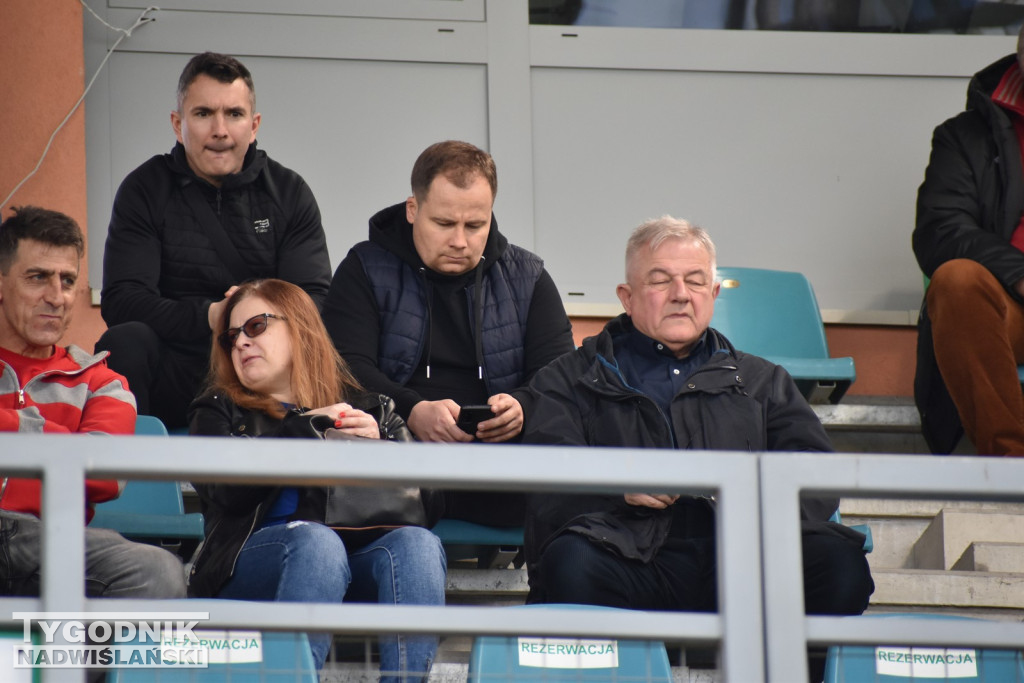 Zdjęcia z trybun mecz Siarka - Kotwica