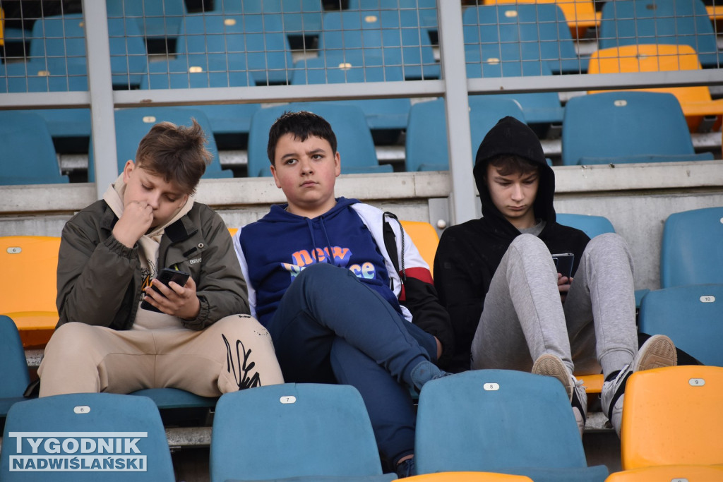 Zdjęcia z trybun mecz Siarka - Kotwica