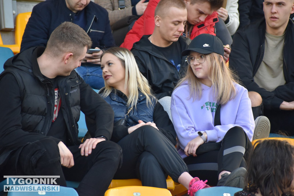 Zdjęcia z trybun mecz Siarka - Kotwica