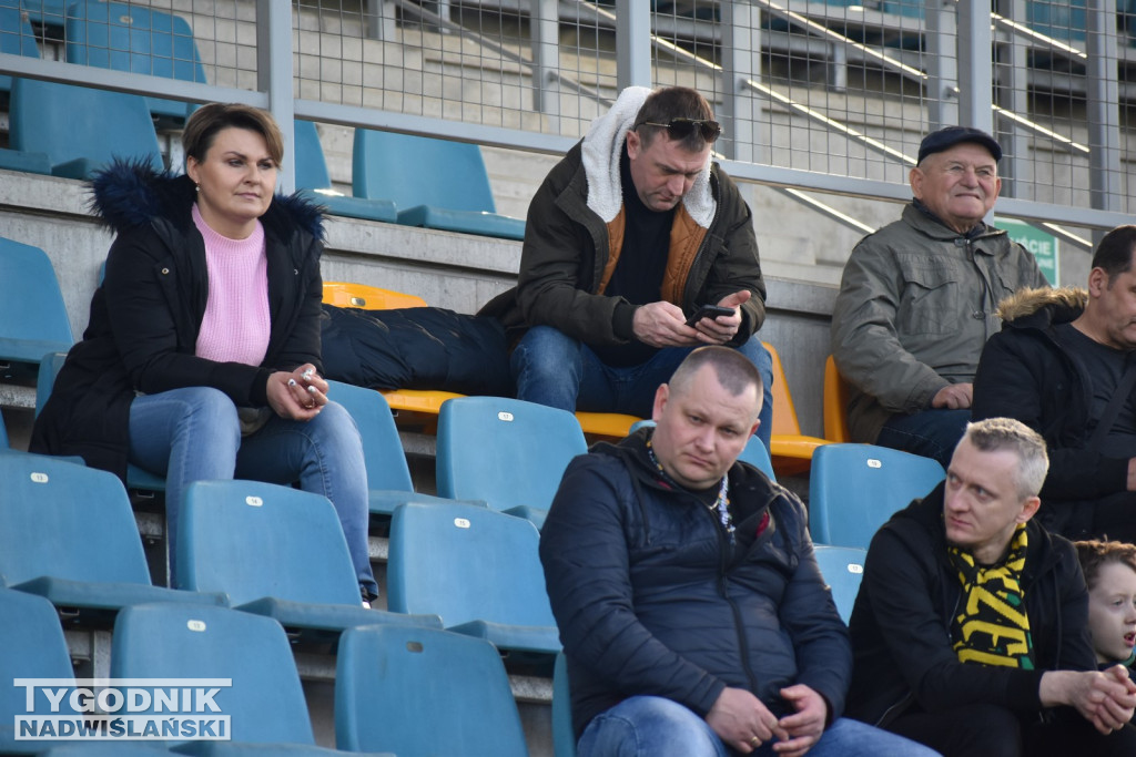 Zdjęcia z trybun mecz Siarka - Kotwica