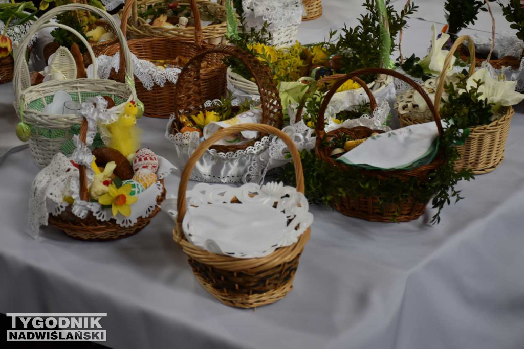 Święcenie pokarmów w sandomierskich kościołach