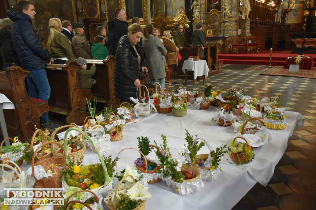 Święcenie pokarmów w sandomierskich kościołach