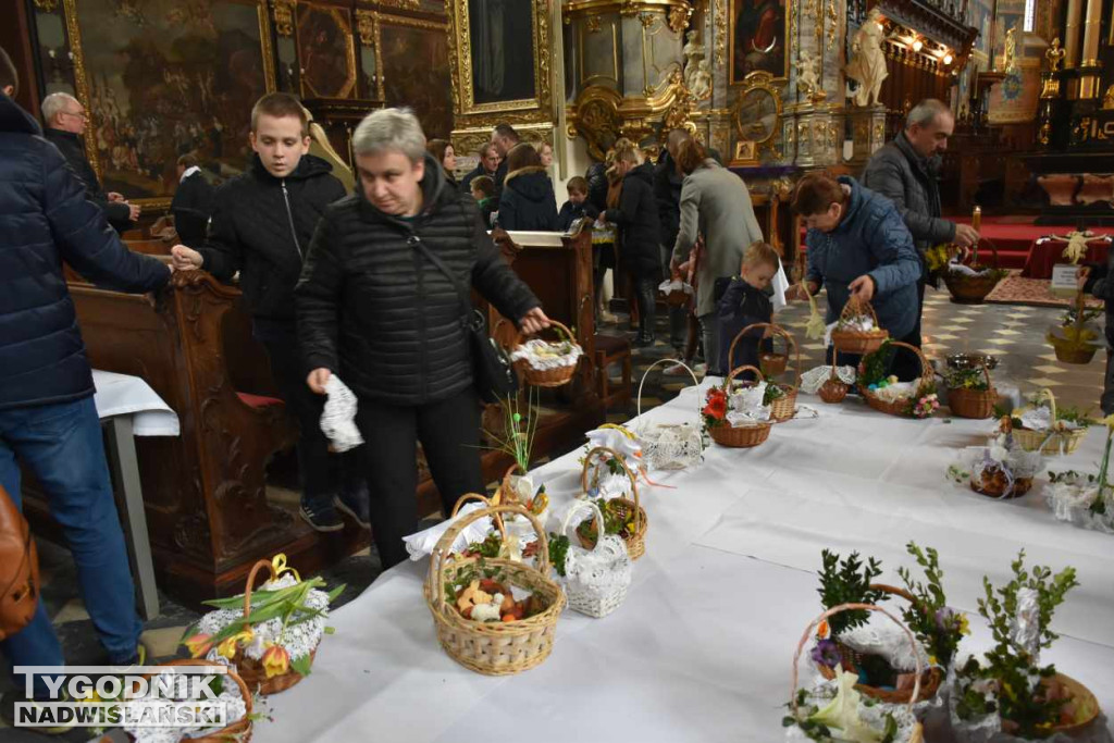 Święcenie pokarmów w sandomierskich kościołach
