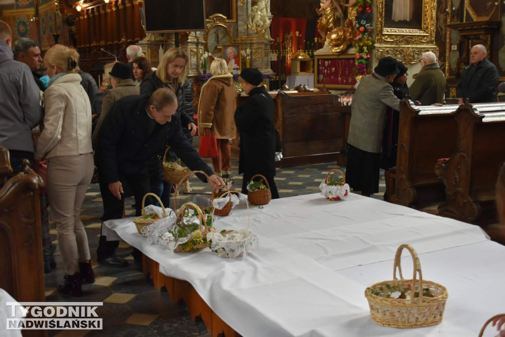 Święcenie pokarmów w sandomierskich kościołach