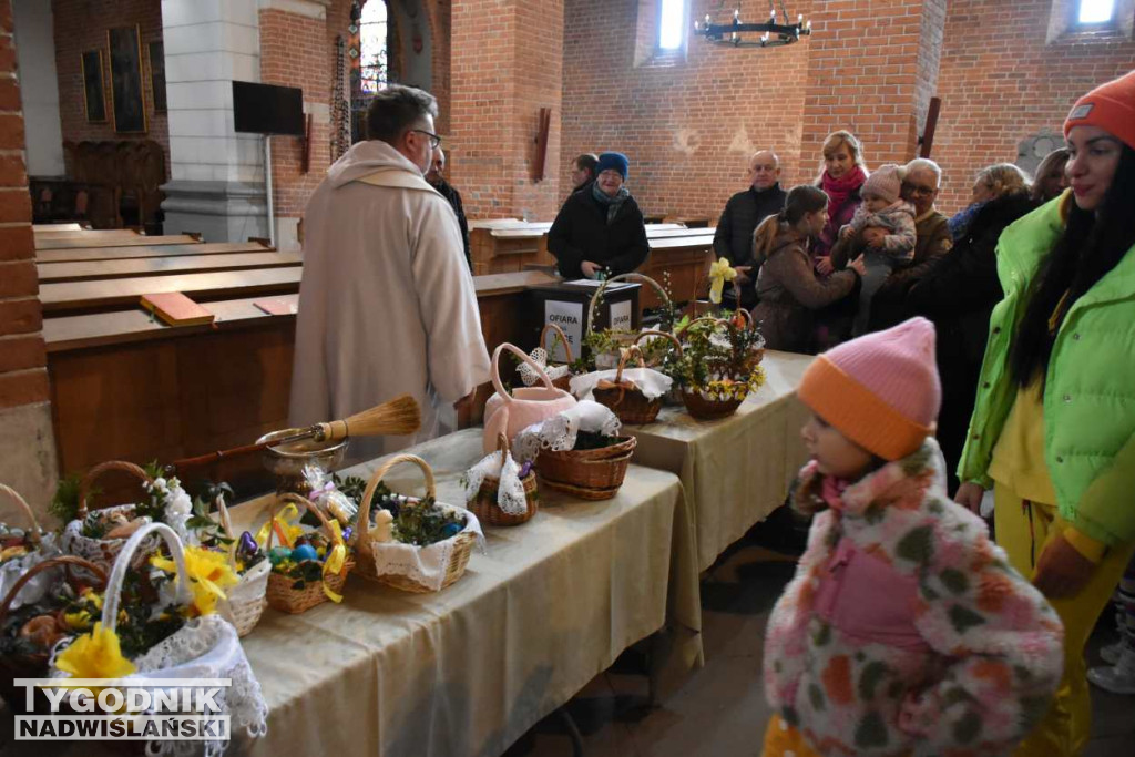 Święcenie pokarmów w sandomierskich kościołach