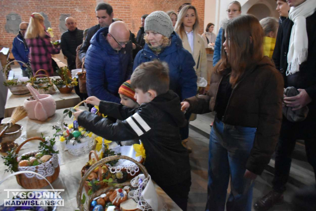 Święcenie pokarmów w sandomierskich kościołach