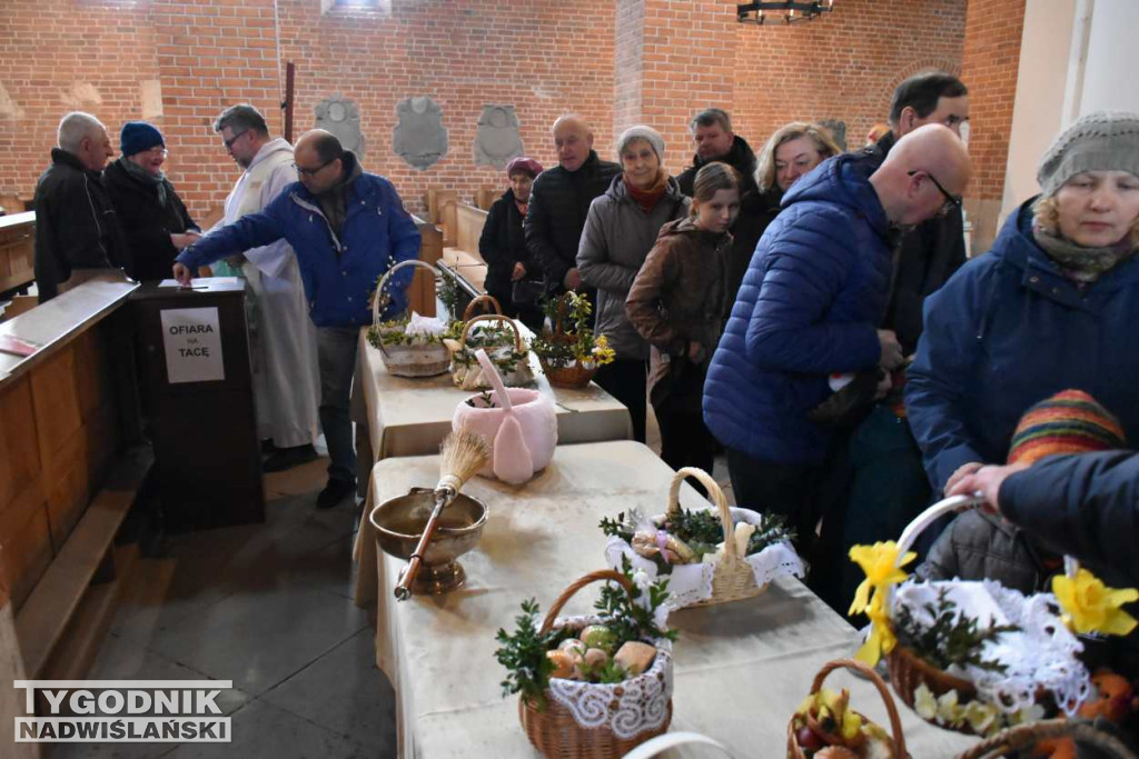 Święcenie pokarmów w sandomierskich kościołach