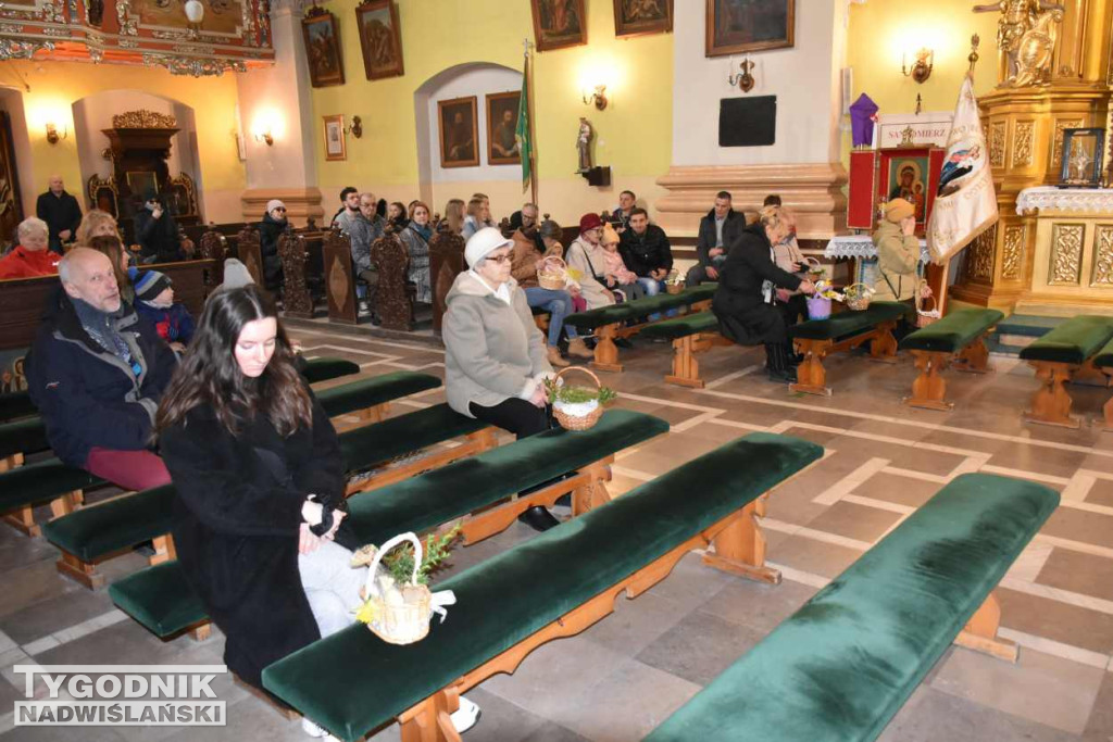 Święcenie pokarmów w sandomierskich kościołach