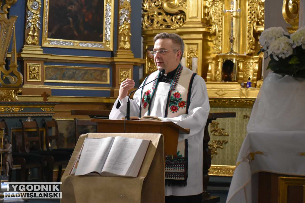 Święcenie pokarmów w sandomierskich kościołach