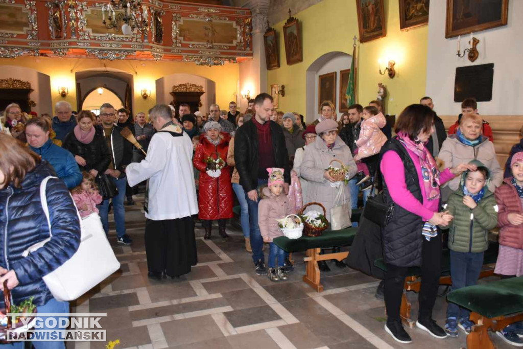 Święcenie pokarmów w sandomierskich kościołach