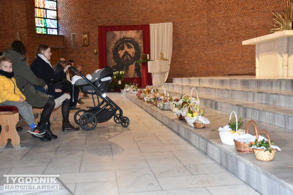 Święcenie pokarmów w sandomierskich kościołach