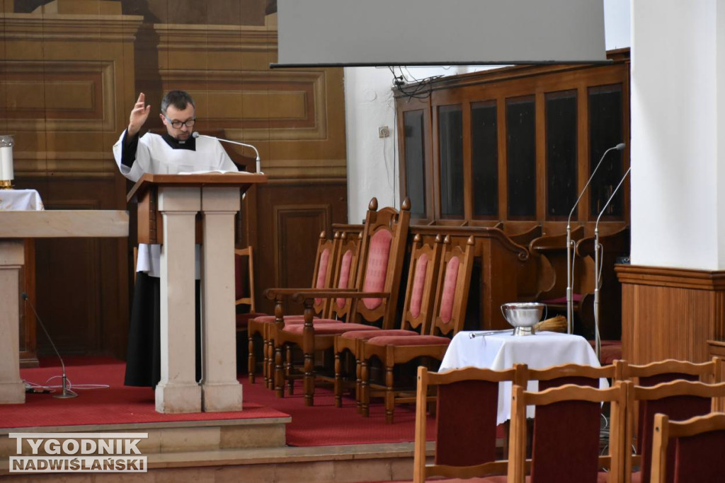 Święcenie pokarmów w sandomierskich kościołach