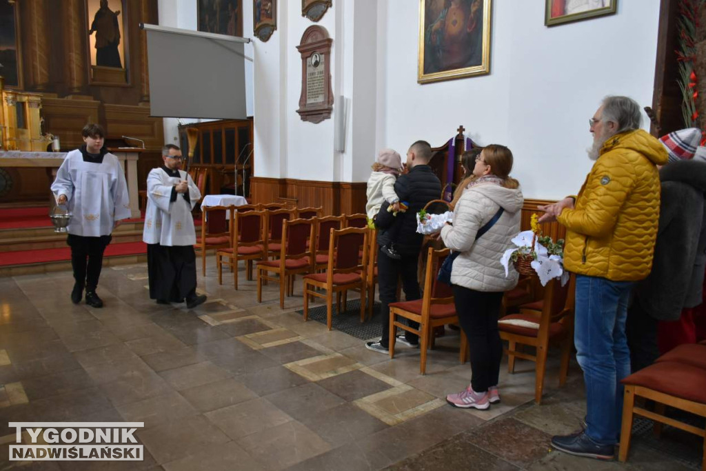 Święcenie pokarmów w sandomierskich kościołach