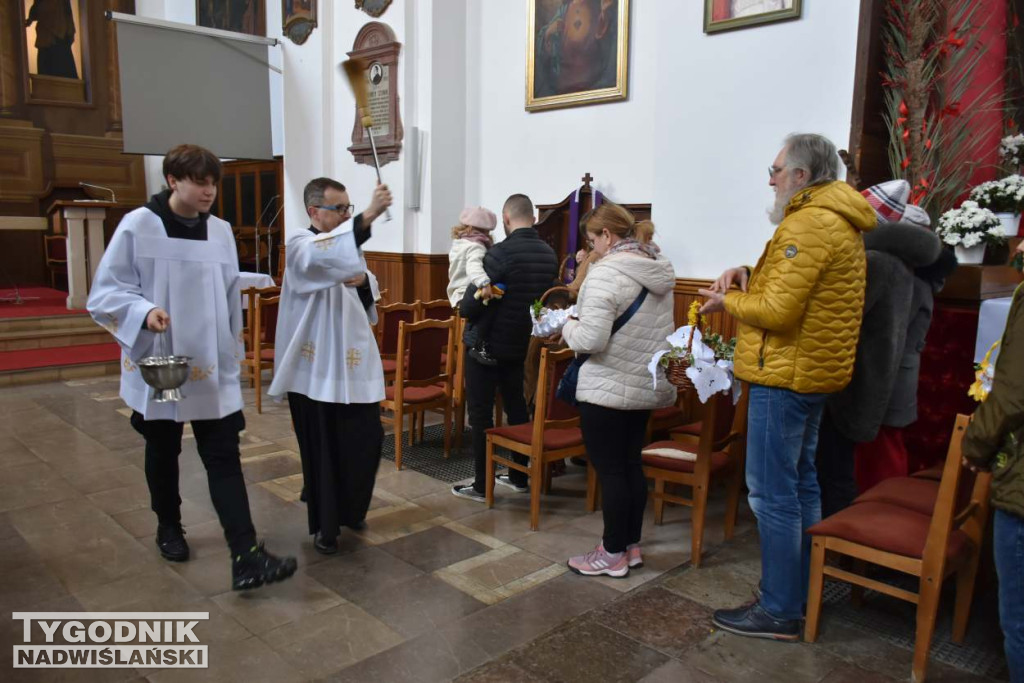 Święcenie pokarmów w sandomierskich kościołach