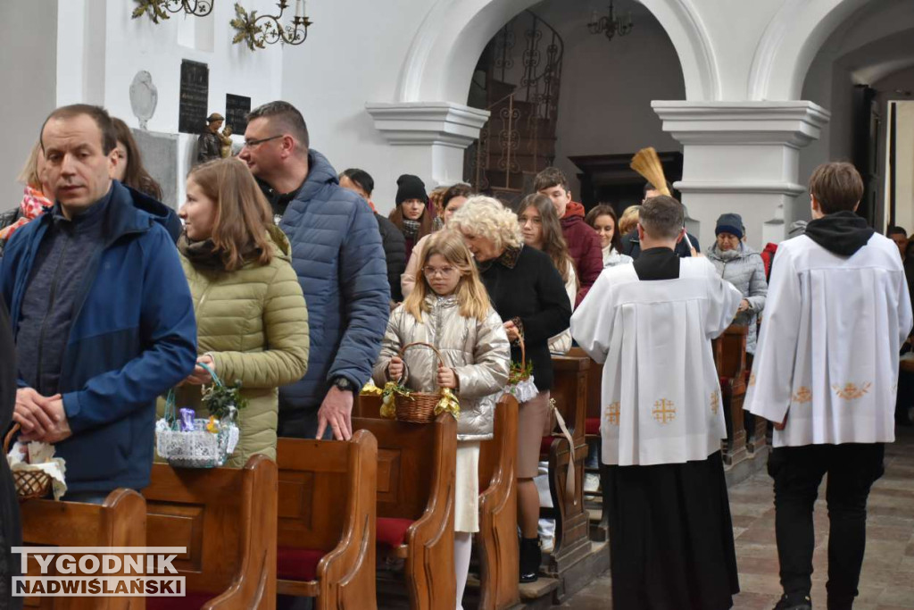 Święcenie pokarmów w sandomierskich kościołach