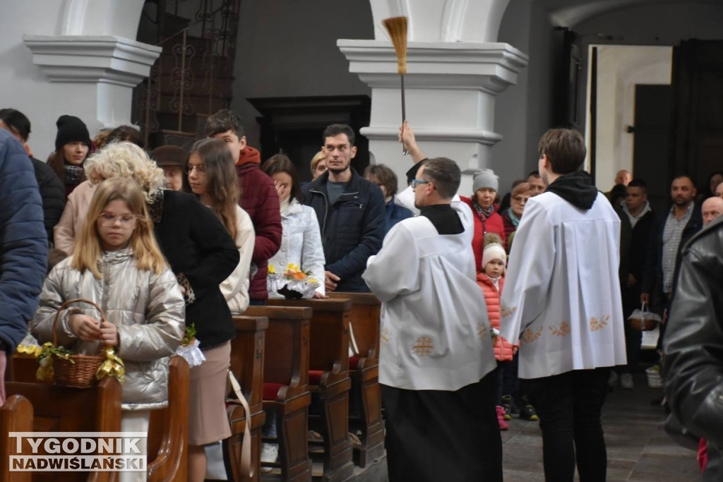 Święcenie pokarmów w sandomierskich kościołach