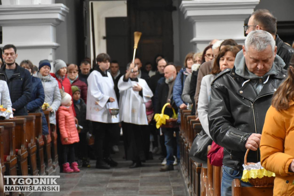 Święcenie pokarmów w sandomierskich kościołach