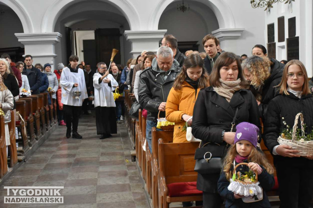 Święcenie pokarmów w sandomierskich kościołach
