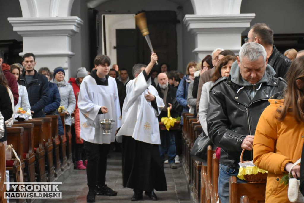 Święcenie pokarmów w sandomierskich kościołach