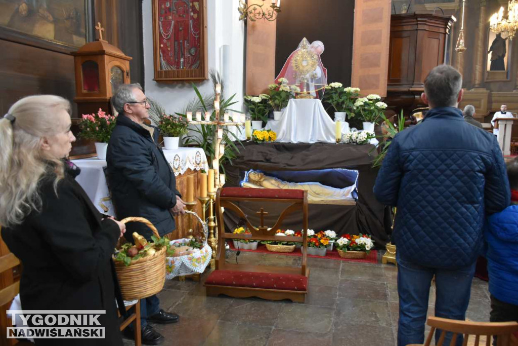 Święcenie pokarmów w sandomierskich kościołach