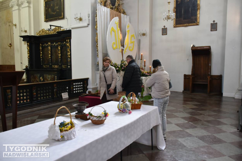 Święcenie pokarmów w sandomierskich kościołach
