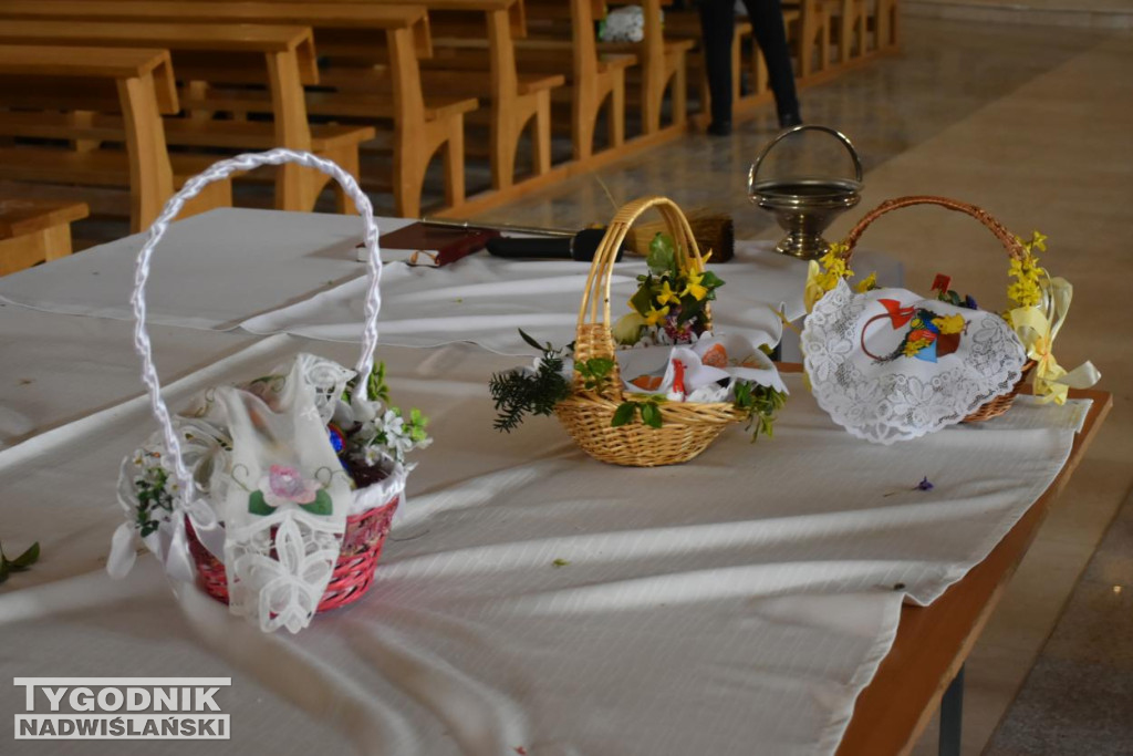 Święcenie pokarmów w sandomierskich kościołach