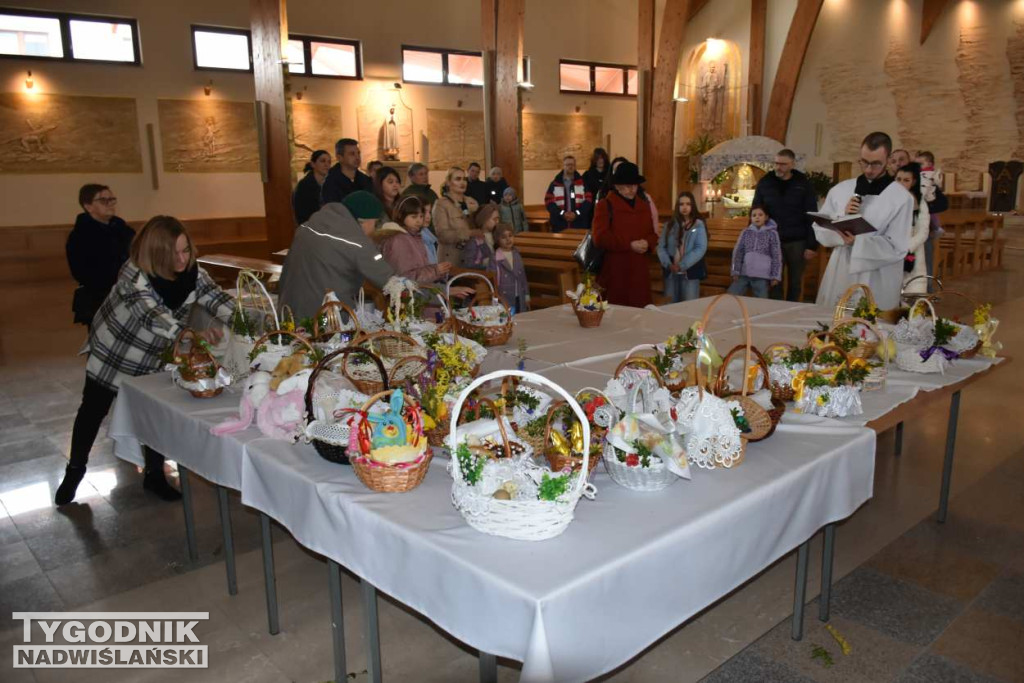 Święcenie pokarmów w sandomierskich kościołach