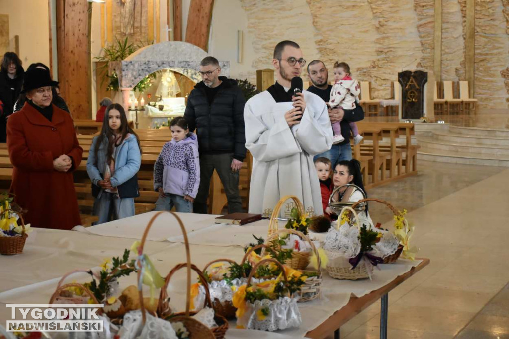 Święcenie pokarmów w sandomierskich kościołach