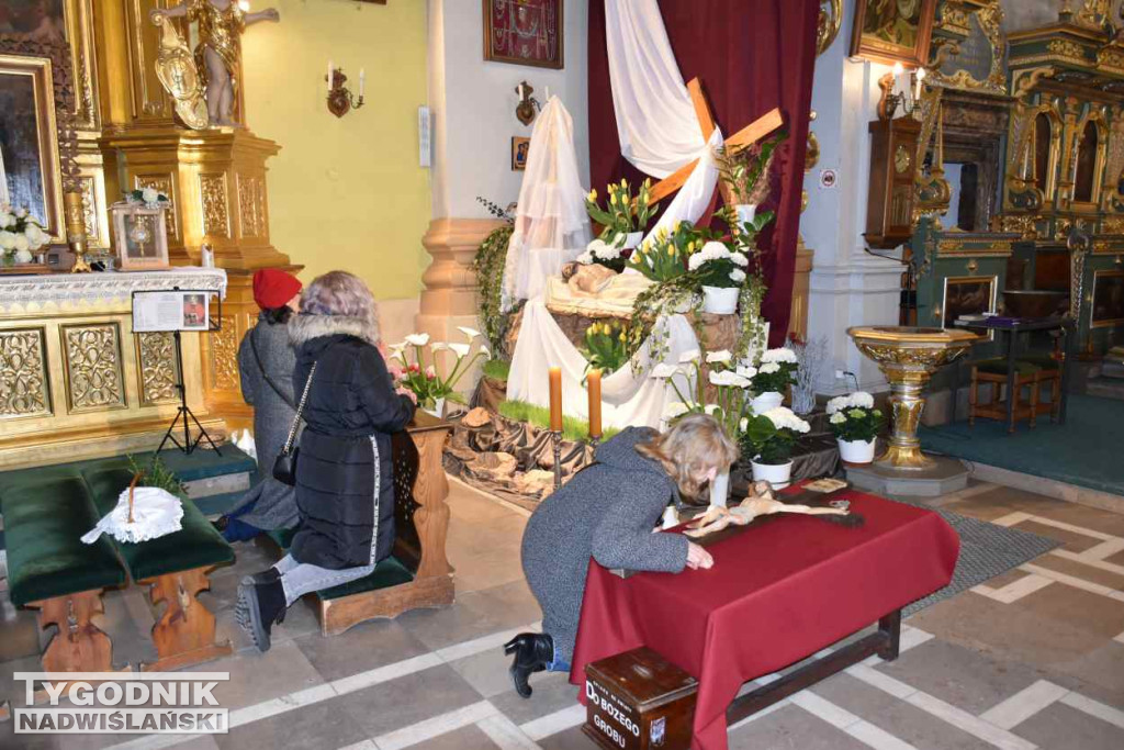Groby Pańskie w sandomierskich kościołach