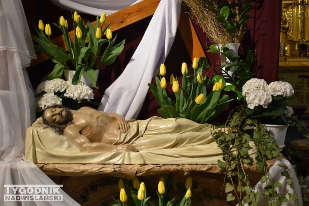 Groby Pańskie w sandomierskich kościołach
