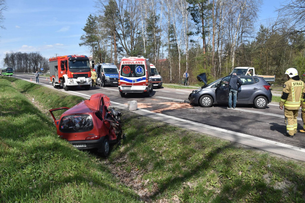 Czołowe zderzenie w Jadachach