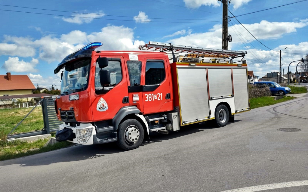 Pożar samochodu na ul. Cichej w Tarnobrzegu