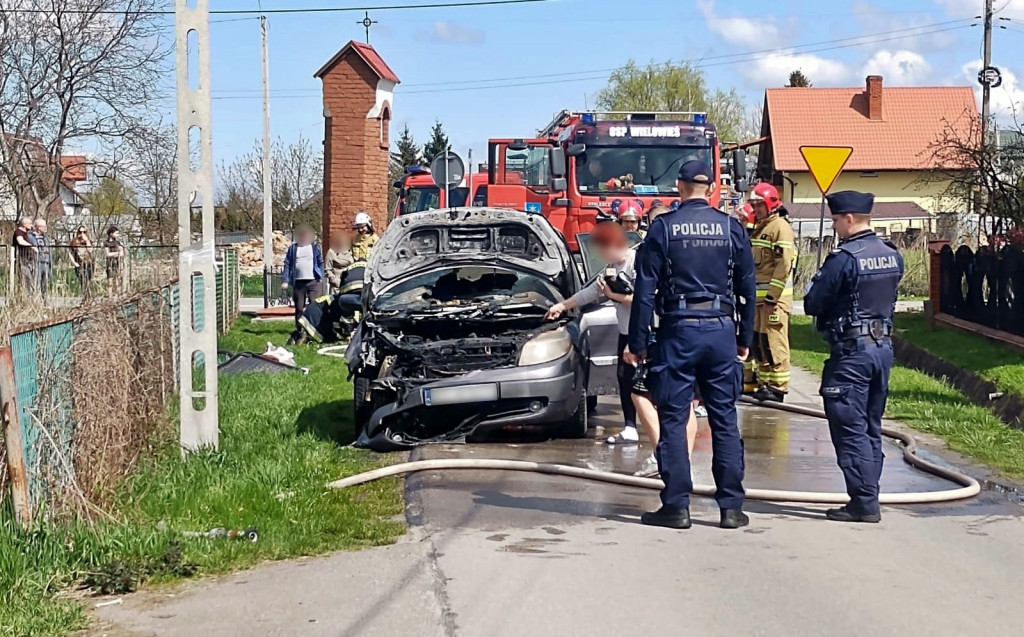 Pożar samochodu na ul. Cichej w Tarnobrzegu