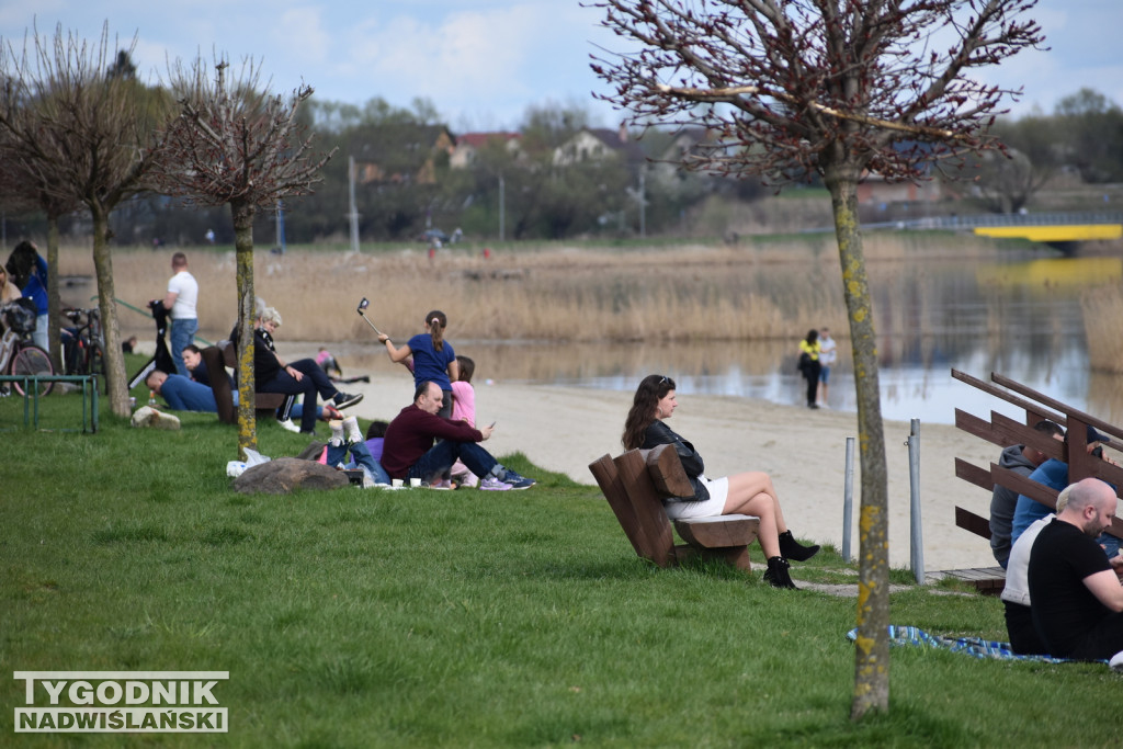 Niedziela nad Jeziorem Tarnobrzeskim - 16.04.2023