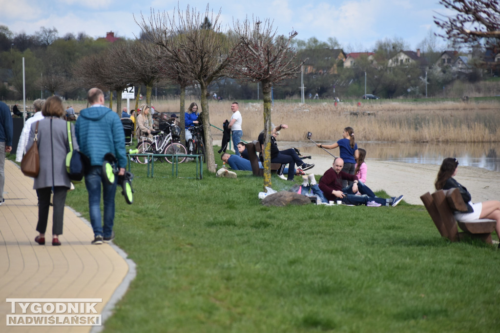 Niedziela nad Jeziorem Tarnobrzeskim - 16.04.2023
