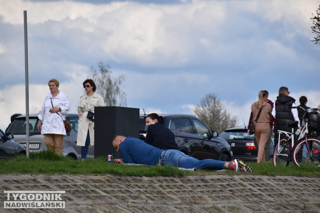 Niedziela nad Jeziorem Tarnobrzeskim - 16.04.2023