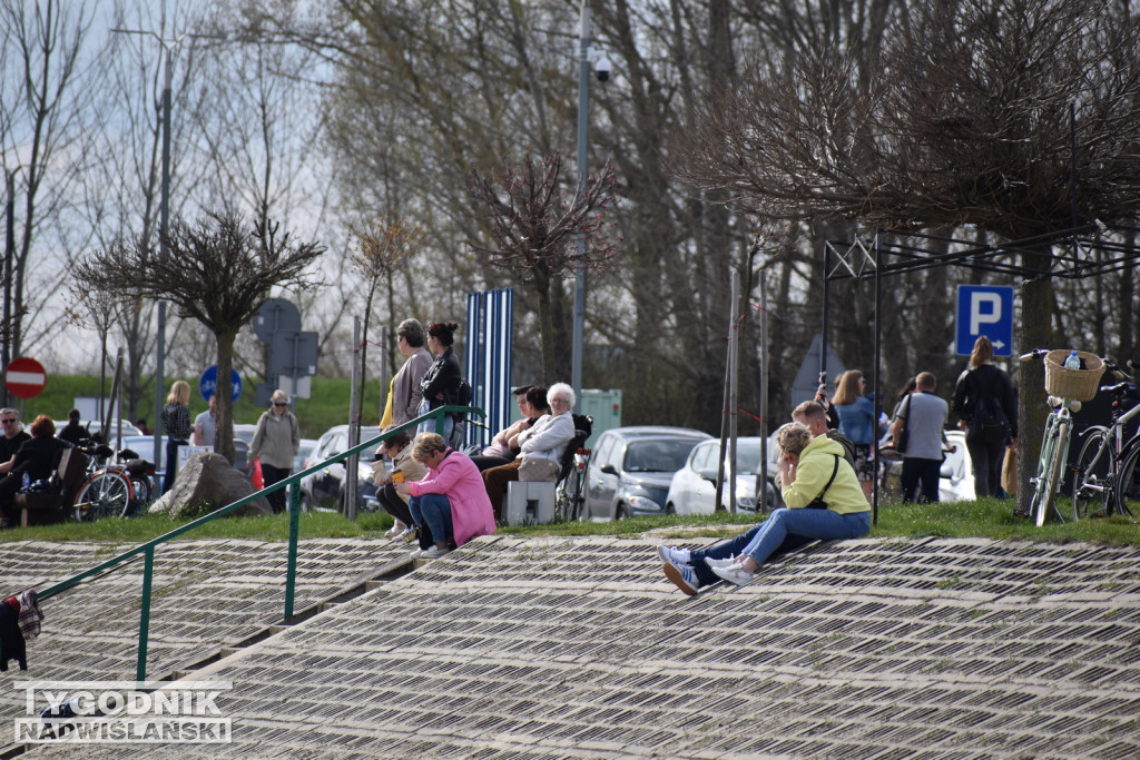 Niedziela nad Jeziorem Tarnobrzeskim - 16.04.2023