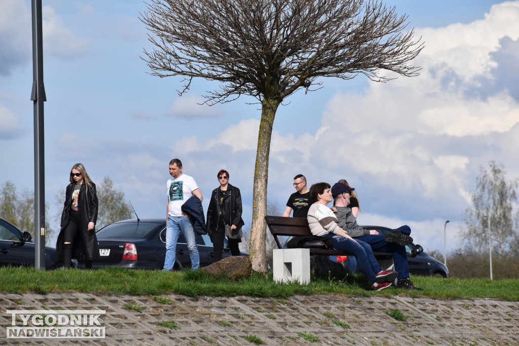 Niedziela nad Jeziorem Tarnobrzeskim - 16.04.2023
