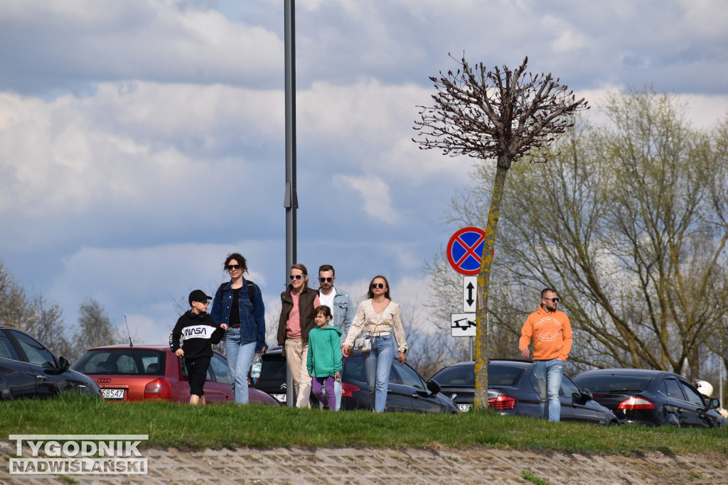 Niedziela nad Jeziorem Tarnobrzeskim - 16.04.2023