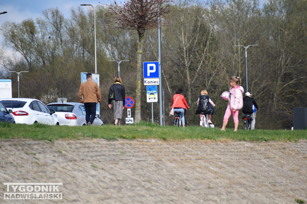 Niedziela nad Jeziorem Tarnobrzeskim - 16.04.2023